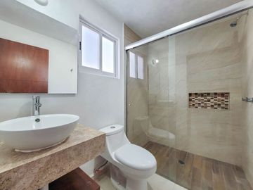 Casa en Venta en Tequisquiapan, Fraccionamiento, 3 rec 3.5 baños,  Oportunidad Única