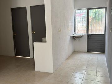 SE VENDE CASA