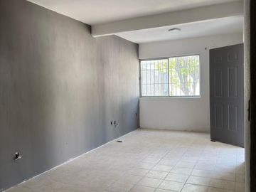 SE VENDE CASA