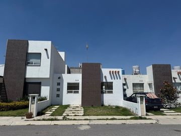 CASA EN VENTA FRACCIONAMIENTO VILLARREAL, PACHUCA