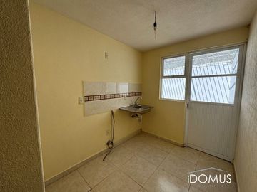 CASA EN VENTA FRACCIONAMIENTO VILLARREAL, PACHUCA