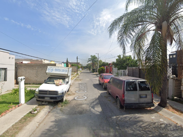 ¡ Casa En Venta ! (Remate) - Hacienda Santa Fe, Tlajomulco, Jalisco