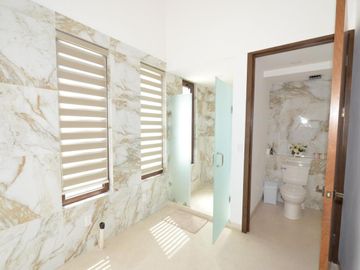 MODERNA CASA EN VENTA AL NORTE DE HERMOSILLO EN SANTA LUCIA RESIDENCIAL