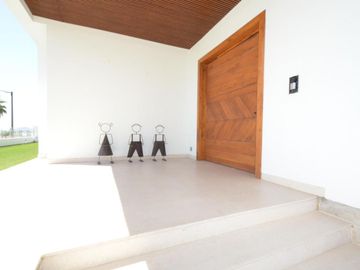 MODERNA CASA EN VENTA AL NORTE DE HERMOSILLO EN SANTA LUCIA RESIDENCIAL