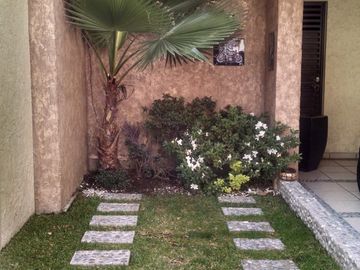 VENTA EXCLUSIVA Y MODERNA CASA EN CONDOMINIO DE EN OLIVAR DE LOS PADRES