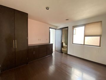VENTA EXCLUSIVA Y MODERNA CASA EN CONDOMINIO DE EN OLIVAR DE LOS PADRES