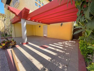 Venta de Casa en Lomas De Cuernavaca, Temixco, Morelos