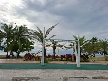 Studio Unit Beachfront Condotel Investment