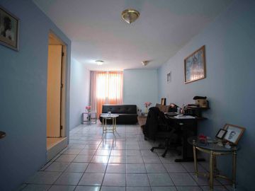 VENTA DE CASA EN LA COLONIA JARDINES DE TORREMOLINOS.