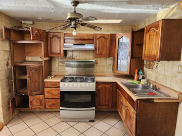 VENTA DE CASA EN LA COL. LAS AMÉRICAS.