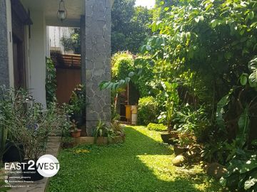 Dijual Rumah Komplek Puri Flamboyan Ciputat Tangerang Selatan Bagus Siap Huni Lokasi Strategis Cocok Untuk Cafe Rumahan
