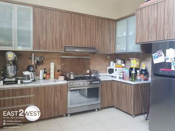 Dijual Rumah Komplek Puri Flamboyan Ciputat Tangerang Selatan Bagus Siap Huni Lokasi Strategis Cocok Untuk Cafe Rumahan