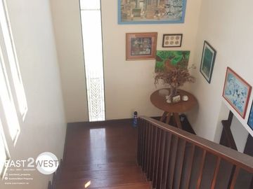 Dijual Rumah Komplek Puri Flamboyan Ciputat Tangerang Selatan Bagus Siap Huni Lokasi Strategis Cocok Untuk Cafe Rumahan