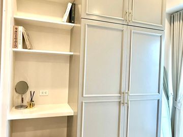 Newly Renovated English Cottage style 1 bedroom condo for sale in Supanich Condo