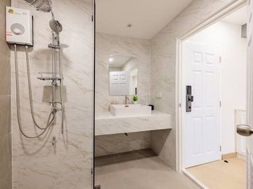 Newly Renovated English Cottage style 1 bedroom condo for sale in Supanich Condo