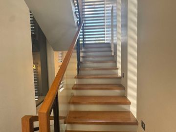 MODERN BRAND NEW SAN JUAN TOWNHOUSE WITH ELEVATOR AND GARDEN FOR SALE!