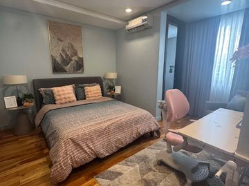 MODERN BRAND NEW SAN JUAN TOWNHOUSE WITH ELEVATOR AND GARDEN FOR SALE!