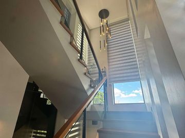 MODERN BRAND NEW SAN JUAN TOWNHOUSE WITH ELEVATOR AND GARDEN FOR SALE!