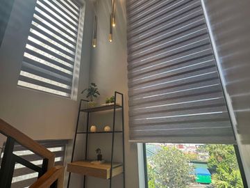 MODERN BRAND NEW SAN JUAN TOWNHOUSE WITH ELEVATOR AND GARDEN FOR SALE!