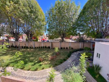 Casa en venta con roof garden conjunto privado Cuautlancingo
