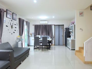 Twin House for Sale at Pano Village, 40 sq.w. (160 sq.m.) Land Area, Laem Chabang - Thung Grad, Bang Lamung, Chonburi Only 2,690,000 THB (Direct Sale
