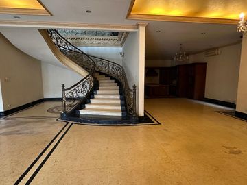 DIJUAL SANTAI TAPI PASTI RUMAH SIAP HUNI Jl. RIMBA CIPETE UTARA KEBAYORAN BARU JAKARTA SELATAN (DEKAT ESSENCE DARMAWANGSA APARTMENT)