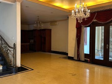 DIJUAL SANTAI TAPI PASTI RUMAH SIAP HUNI Jl. RIMBA CIPETE UTARA KEBAYORAN BARU JAKARTA SELATAN (DEKAT ESSENCE DARMAWANGSA APARTMENT)