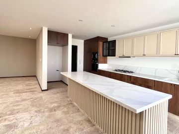Casa en venta con recámara en planta baja
