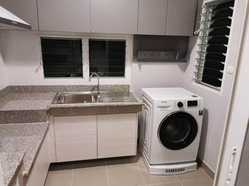 Single house for sale in Sivalee San Kamphaeng project, fully furnished and electric appliances