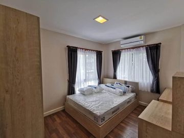 Single house for sale in Sivalee San Kamphaeng project, fully furnished and electric appliances