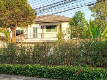 Single house for sale, Sivalee Lakeview Chiangmai, corner house
