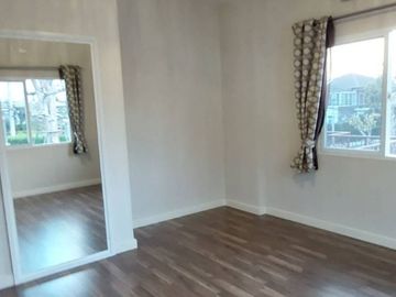 Single house for sale, Sivalee Lakeview Chiangmai, corner house