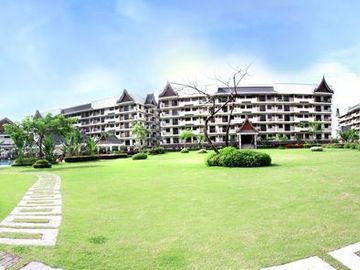 2 Bedroom Condo with Parking For Sale Royal Palm Residences Acacia Estates Taguig City