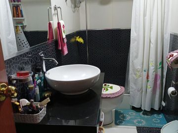 Se vende casa de 2 pisos, Frente a Parque en la Residencial La Alameda-Paiján (TSuarez)