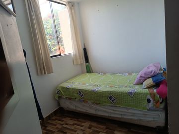 Se vende casa de 2 pisos, Frente a Parque en la Residencial La Alameda-Paiján (TSuarez)