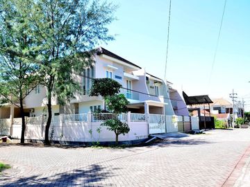Rumah Baru Minimalis Modern Siap Huni Lokasi Gayungsari Surabaya Selatan