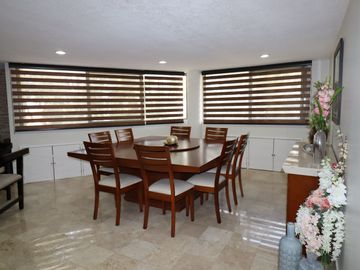 Residencia en venta con 5 habitaciones en Lomas del Marmol