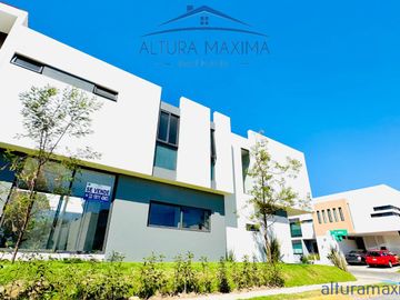 Casa Nueva en Venta Sendero de las Moras Galerias Santa Anita