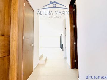 Casa Nueva en Venta Sendero de las Moras Galerias Santa Anita