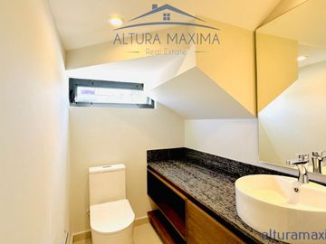 Casa Nueva en Venta Sendero de las Moras Galerias Santa Anita