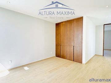 Casa Nueva en Venta Sendero de las Moras Galerias Santa Anita