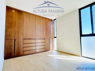 Casa Nueva en Venta Sendero de las Moras Galerias Santa Anita