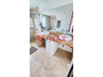 Vendo Hermoso Y Amplio Duplex + Departamento Independiente +Aires En Surco