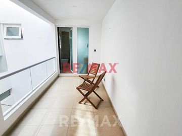 Vendo Hermoso Y Amplio Duplex + Departamento Independiente +Aires En Surco