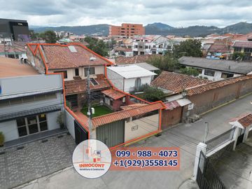AMPLIA Y ACOGEDORA CASA DE VENTA, Sector Batan Shopping C1457