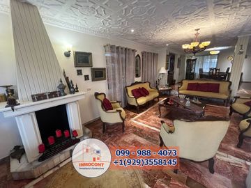 AMPLIA Y ACOGEDORA CASA DE VENTA, Sector Batan Shopping C1457