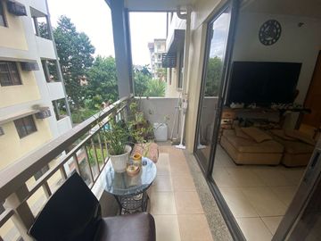 3BR CONDO; EVERGREEN BUILDING, BIRCHWOOD RESIDENCES - ACACIA ESTATES, TAGUIG CITY - FOR SALE