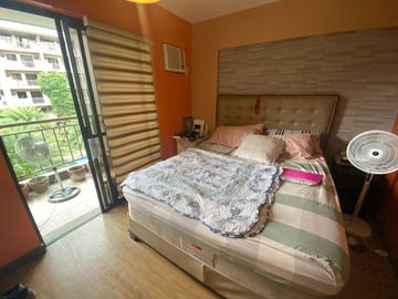 3BR CONDO; EVERGREEN BUILDING, BIRCHWOOD RESIDENCES - ACACIA ESTATES, TAGUIG CITY - FOR SALE