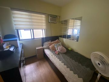3BR CONDO; EVERGREEN BUILDING, BIRCHWOOD RESIDENCES - ACACIA ESTATES, TAGUIG CITY - FOR SALE