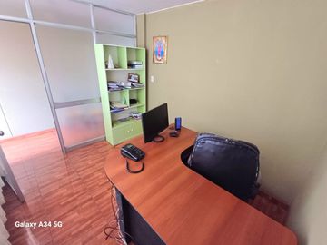 Se Vende Casa De 4 Pisos En Jose Carlos Mariategui Entrada Pachacutec - Cerro Colorado